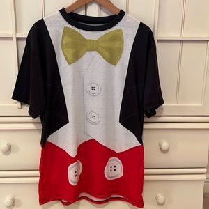 Disney Mens Running Shirt, Large, (Worn Once) Micky Mouse